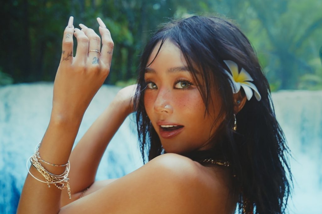 Hyolyn Announces August Comeback With 1st Teasers For “Wait”